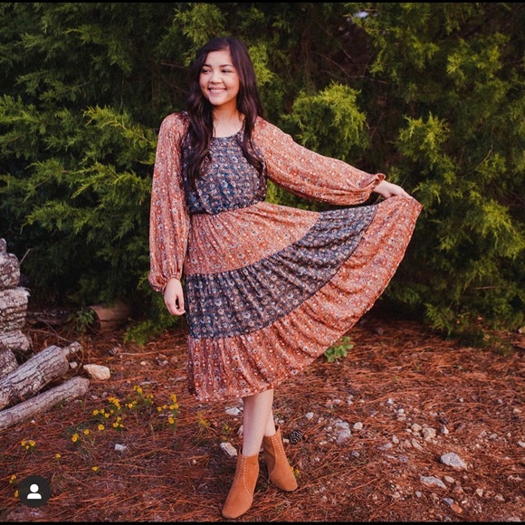 NWOT Ces Femme *RARE* - Picture 2 of 2